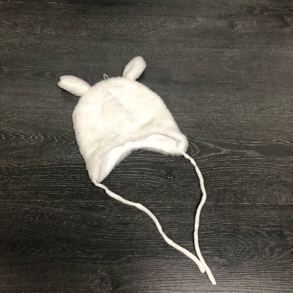 2 / 15$ Baby one size hat - Picture 2 of 5